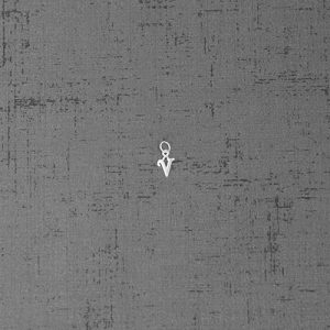 آویز حروف نقره PN-V، فروشگاه نقره اسپینل