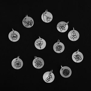 آویز نقره گل ماه تولد کد birthflower