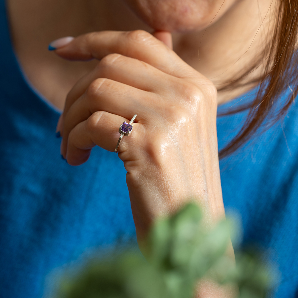 انگشتر نقره و سنگ آمیتیست RI1054 - Image 2